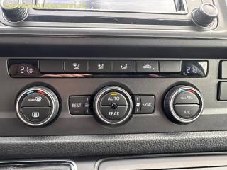 VOLKSWAGEN Multivan usata, con Sistema di navigazione