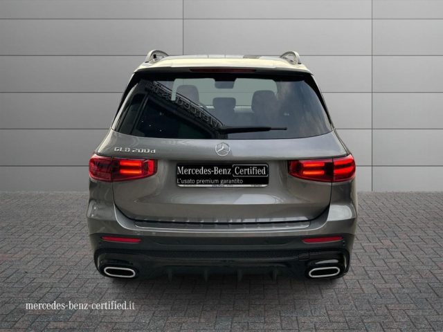 MERCEDES-BENZ GLB 200 usata, con Alzacristalli elettrici