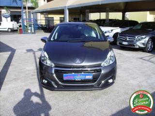 PEUGEOT 208 usata, con Airbag