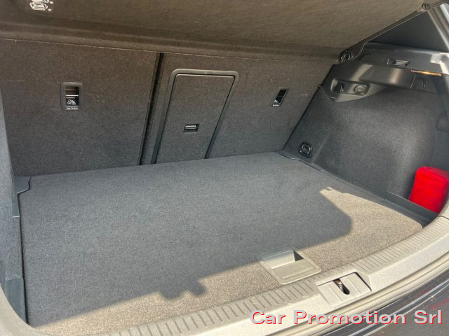 VOLKSWAGEN Golf GTI usata, con Vetri oscurati