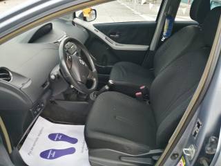 TOYOTA Yaris usata, con Servosterzo
