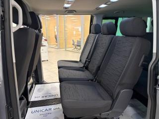 VOLKSWAGEN Caravelle usata, con Luci diurne LED