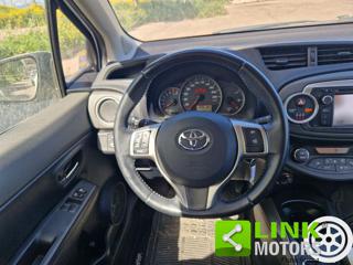 TOYOTA Yaris usata 16