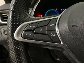 RENAULT Captur usata, con Sensori di parcheggio anteriori