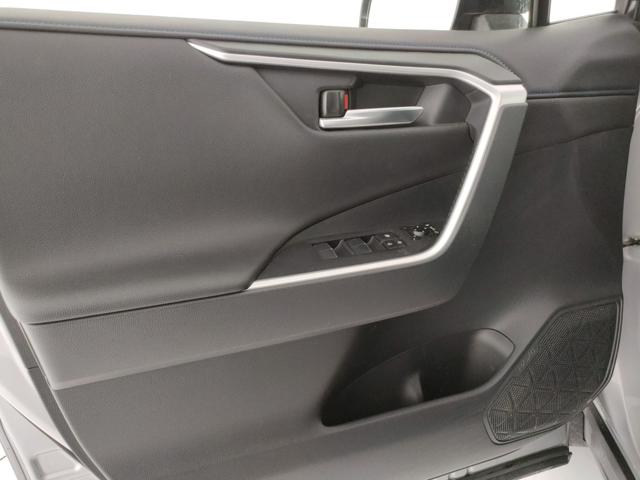 TOYOTA RAV 4 usata, con Controllo automatico clima