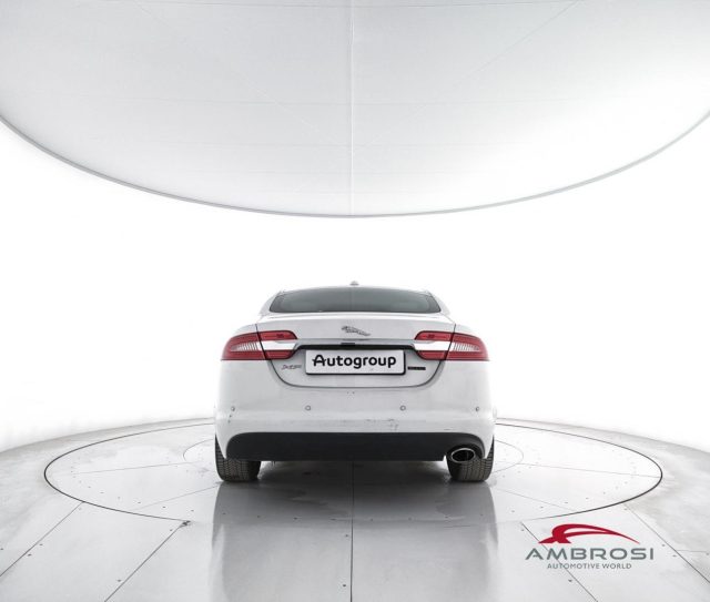 JAGUAR XF usata 5