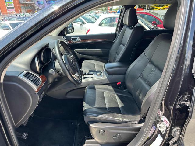 JEEP Grand Cherokee usata, con Autoradio