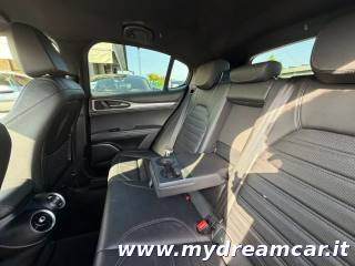 ALFA ROMEO Stelvio usata, con Sensore di luce