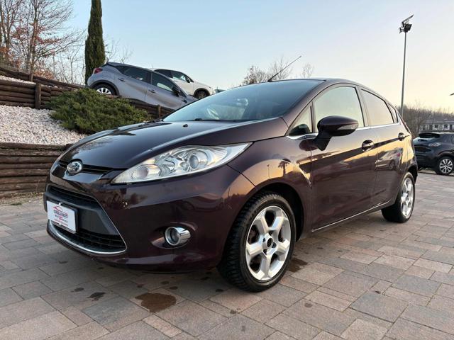FORD Fiesta usata, con ABS