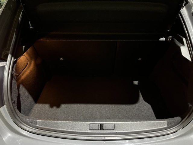 PEUGEOT 208 usata, con Servosterzo