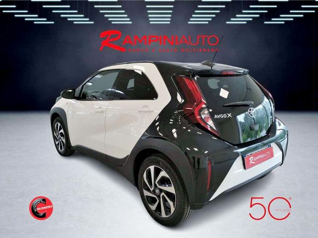 TOYOTA Aygo X usata 9