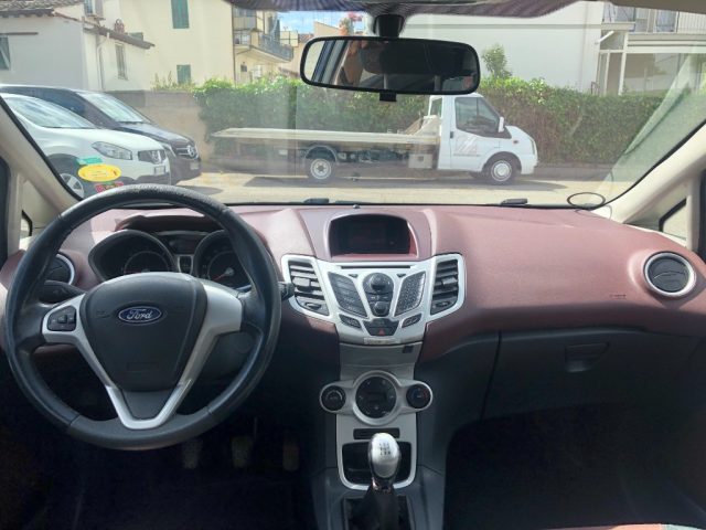 FORD Fiesta usata, con Specchietti laterali elettrici