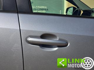 TOYOTA RAV 4 usata, con Autoradio digitale