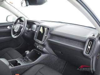 VOLVO XC40 usata 11