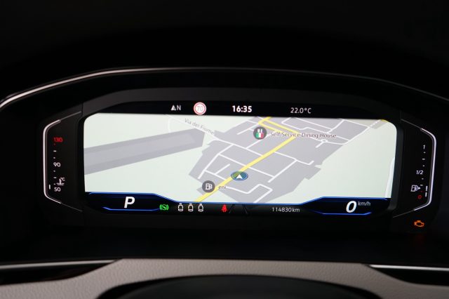 VOLKSWAGEN Passat Variant usata, con Controllo automatico clima