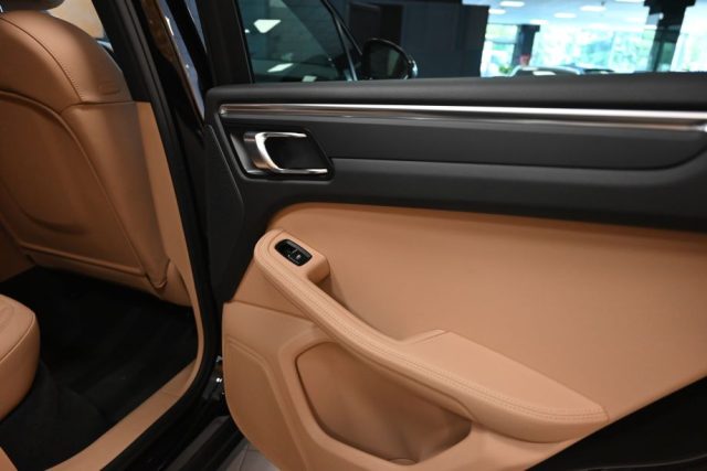 PORSCHE Macan usata 76