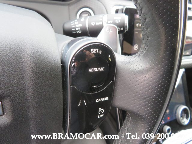 LAND ROVER Range Rover Velar usata, con Servosterzo