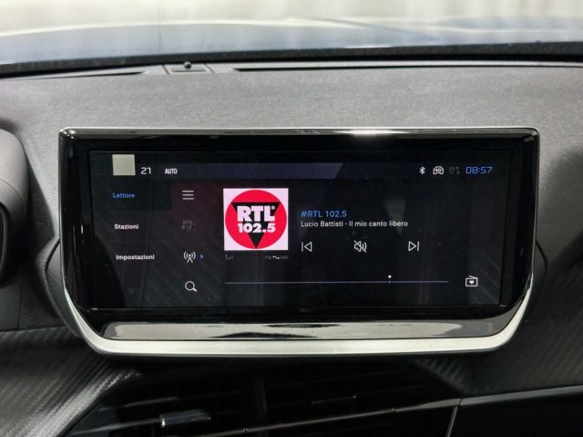 PEUGEOT 2008 usata, con Sensori di parcheggio posteriori