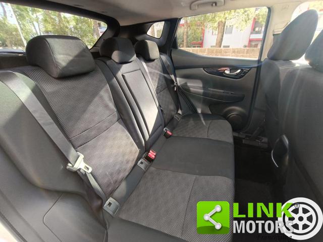 NISSAN Qashqai usata, con Sound system