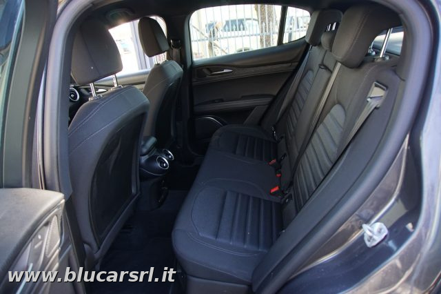ALFA ROMEO Stelvio usata, con Fari Xenon
