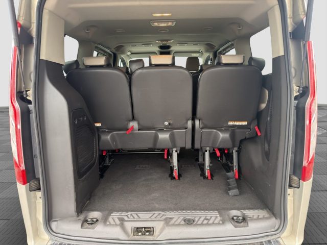 FORD Tourneo Custom usata 13