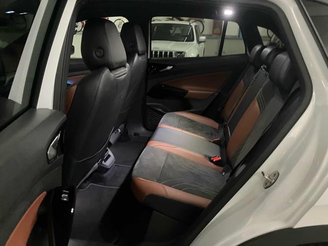 VOLKSWAGEN ID.4 usata, con Cronologia tagliandi