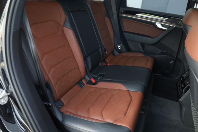VOLKSWAGEN Touareg usata, con Climatizzatore