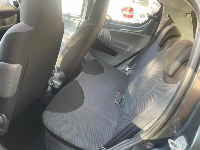 TOYOTA Aygo usata 15