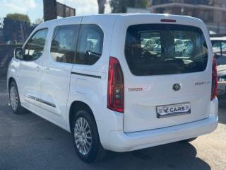 TOYOTA Proace City usata, con Autoradio