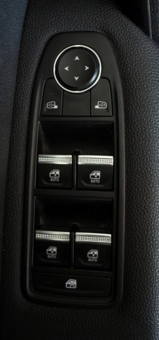 RENAULT Captur usata 20