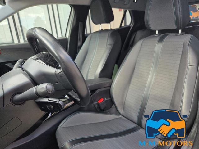 PEUGEOT 2008 usata, con Cerchi in lega