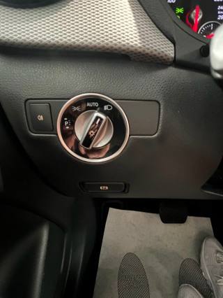 MERCEDES-BENZ B 180 usata, con USB