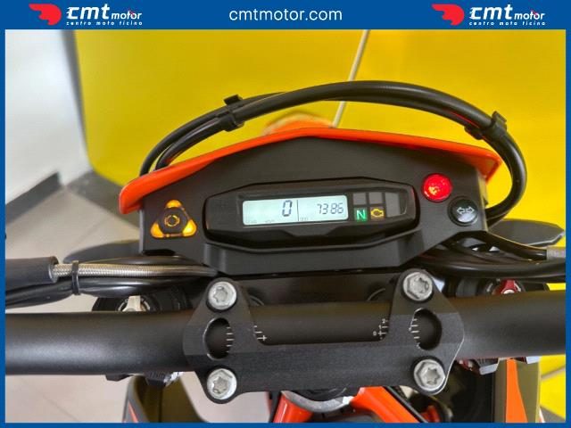 KTM 690 SMC usata 4
