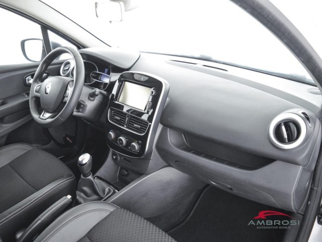RENAULT Clio usata 11