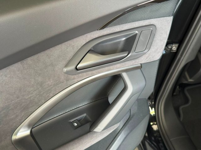 AUDI Q5 usata, con Autoradio digitale