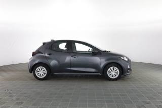 TOYOTA Yaris usata 2