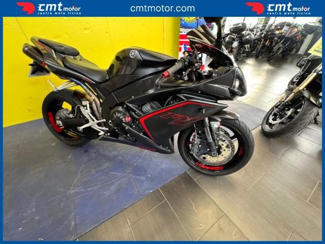 YAMAHA YZF R1 usata 8
