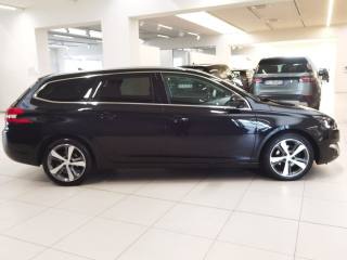 PEUGEOT 308 usata, con Airbag Passeggero