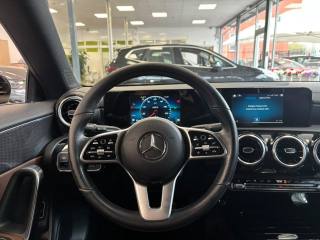 MERCEDES-BENZ CLA 180 usata, con Controllo automatico clima