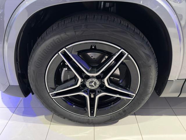MERCEDES-BENZ GLA 200 usata, con Park Distance Control
