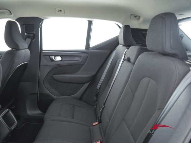 VOLVO XC40 usata 9