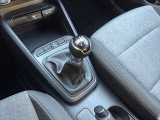 KIA Stonic usata 24