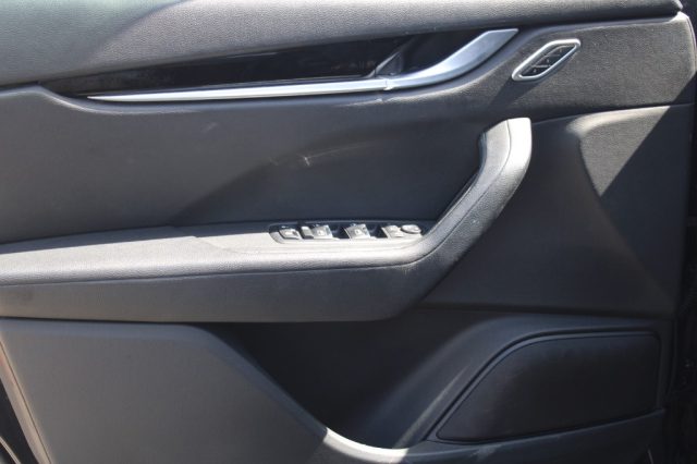 MASERATI Levante usata, con Fari Xenon
