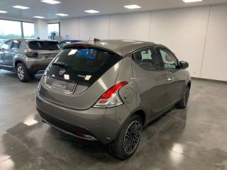 LANCIA Ypsilon usata, con Autoradio