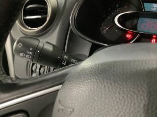 RENAULT Clio usata, con Specchietti laterali elettrici