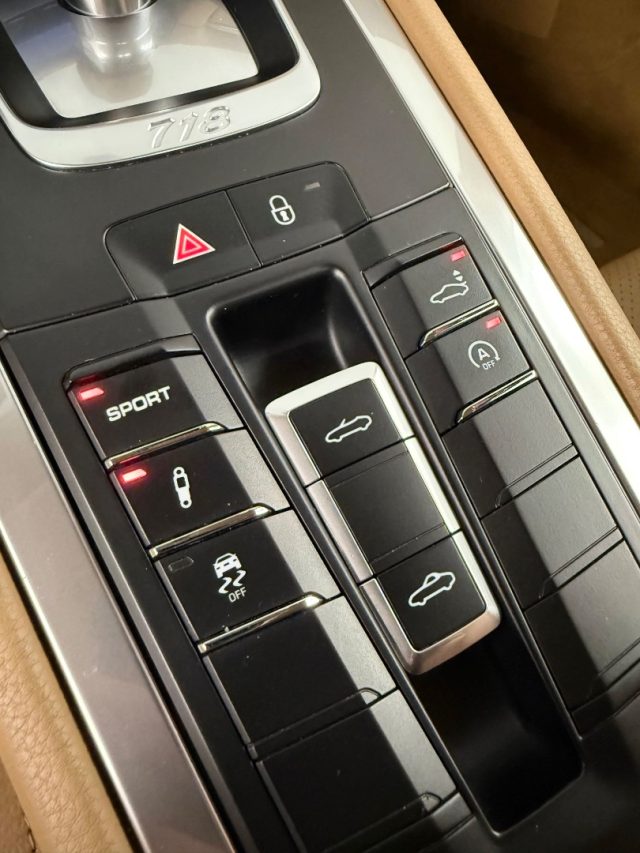 PORSCHE Boxster usata, con Cronologia tagliandi