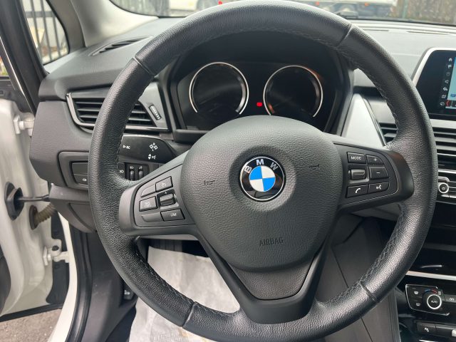 BMW 216 usata, con Alzacristalli elettrici