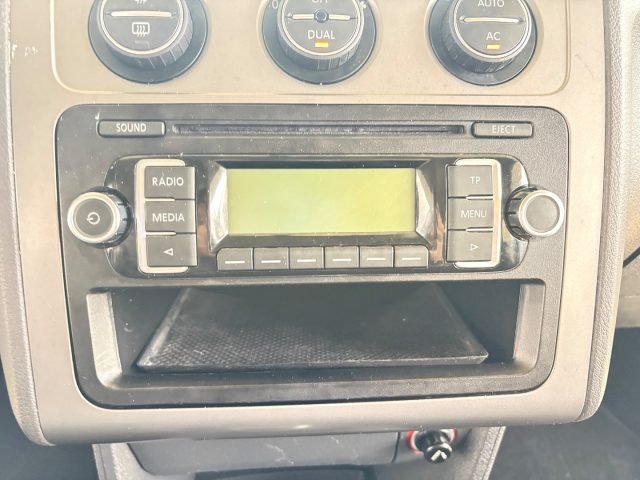 VOLKSWAGEN Touran usata, con Lettore CD