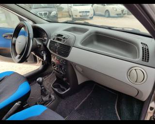 FIAT Punto usata 10