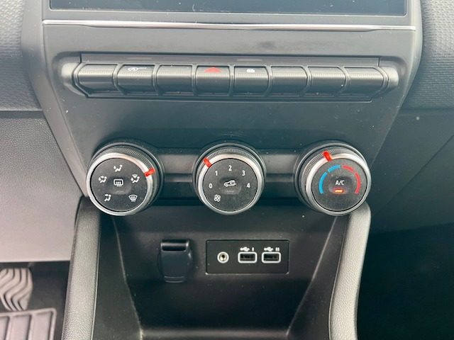 RENAULT Clio usata, con Specchietti laterali elettrici